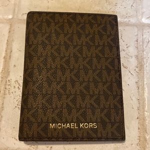 Michael Kors passport holder NWOT